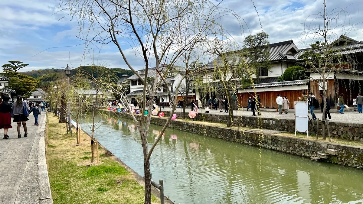 仓敷河沿岸街景