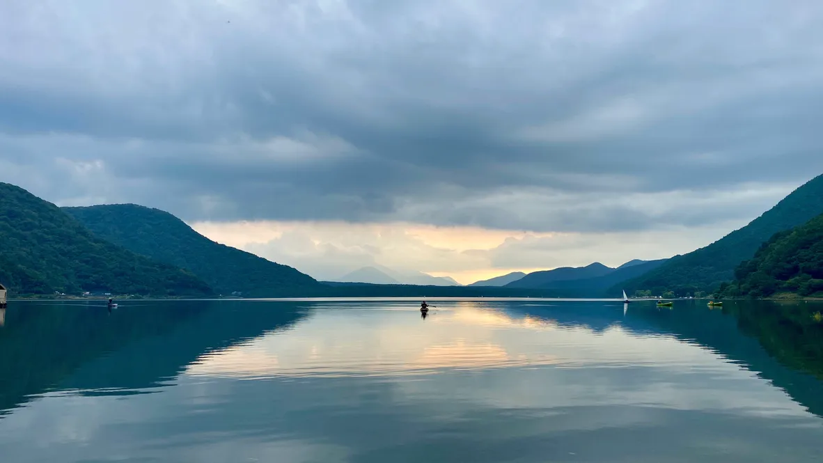 宁静的西湖景色